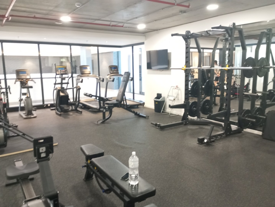 1 Bedroom Property for Sale in Sea Point Western Cape